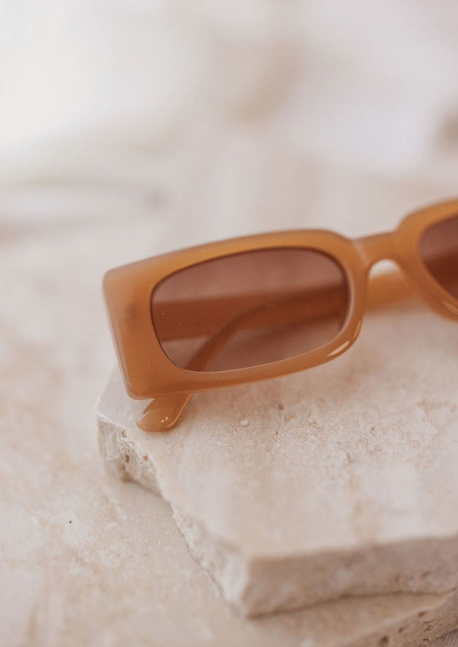 The Marley Sunglasses- Apricot